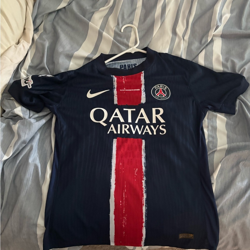 PSG Kavaratshelia Jersey